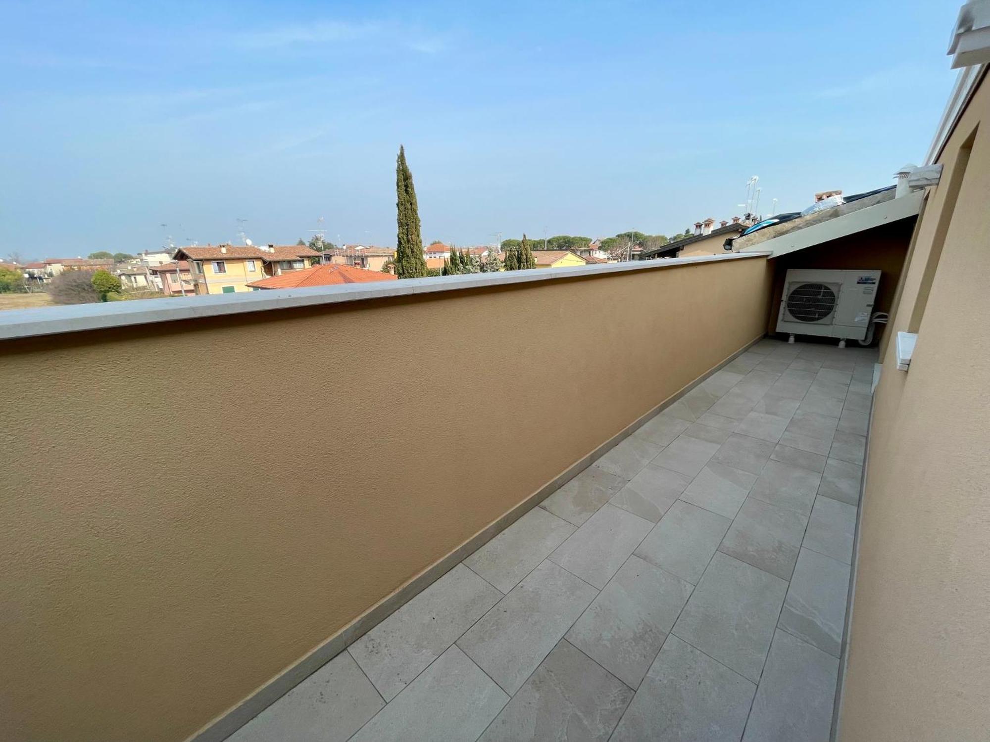 Апартаменти Cavecchie Desenzano Дезенцано-дель-Гарда Екстер'єр фото